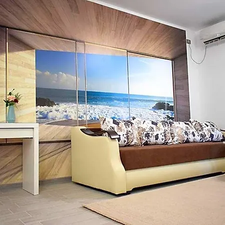 Hotel Willow Alessi Pool &